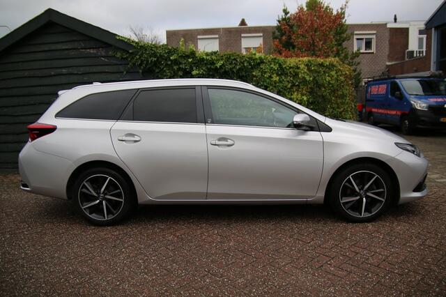 Toyota AURIS 1.2T Dynamic