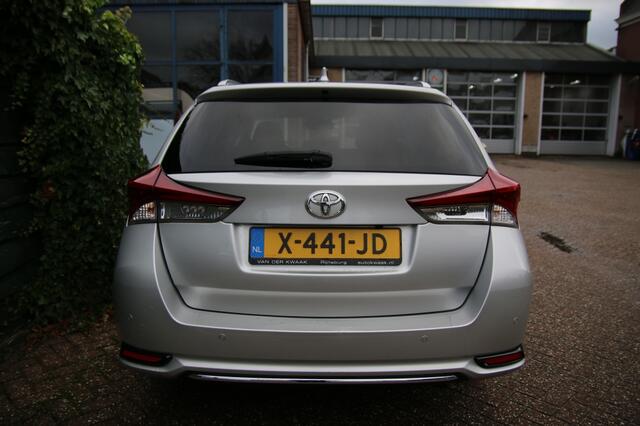Toyota AURIS 1.2T Dynamic