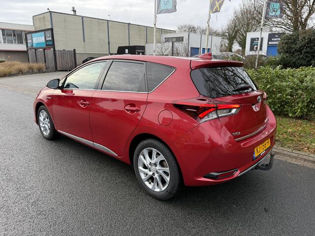 Toyota AURIS 1.8 Hybrid 136PK ExecutiveoNavioTrekhaak
