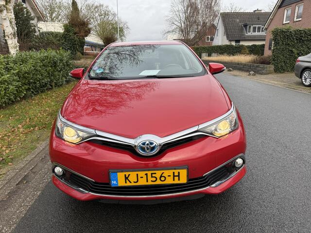 Toyota AURIS 1.8 Hybrid 136PK ExecutiveoNavioTrekhaak
