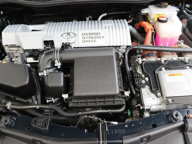 Toyota AURIS Touring Sports 1.8 Hybrid Trend | BTW Voertuig | Panorama dak | Achteruitrijcamera |