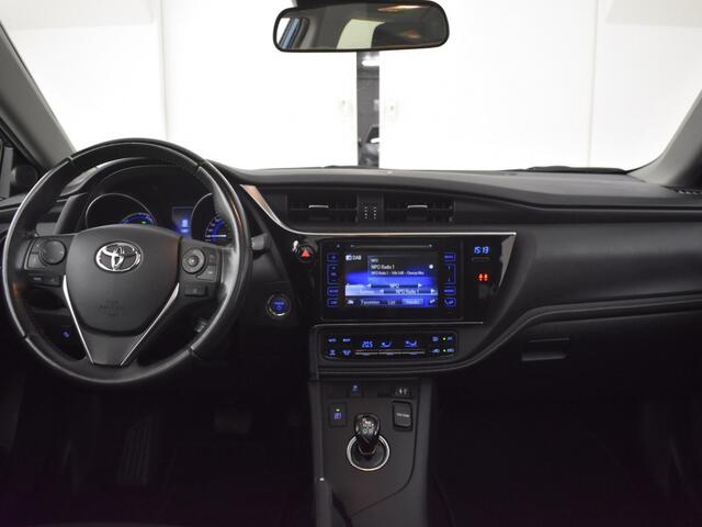 Toyota AURIS 1.8 Hybrid Trend | Trekhaak | Panoramadak | Navigatie