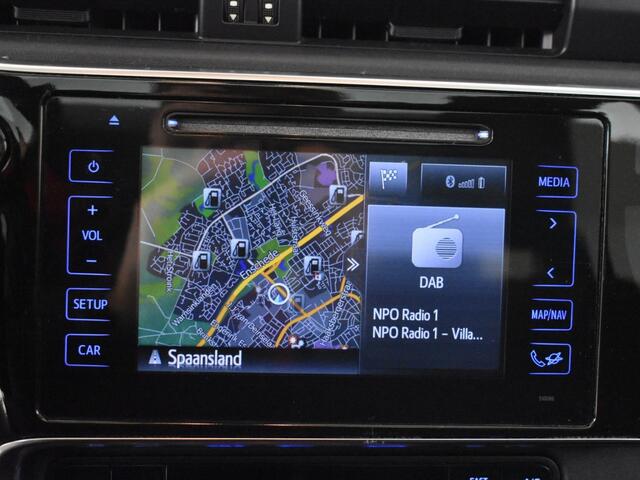 Toyota AURIS 1.8 Hybrid Trend | Trekhaak | Panoramadak | Navigatie