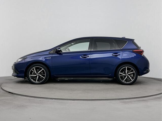 Toyota AURIS 1.8 Hybrid Dynamic Ultimate | NL-Auto | Navigatie | Parkeercamera | Stoelverwarming |