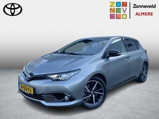 toyota-auris-1.8-hybrid-dynamic-ult