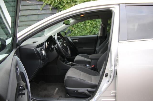 Toyota AURIS 1.2T Dynamic