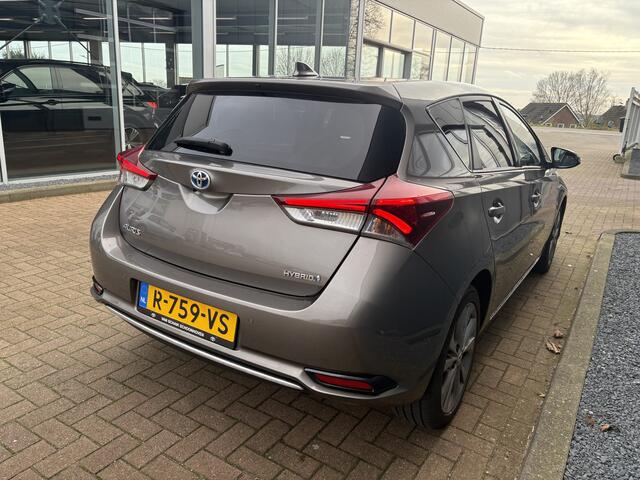 Toyota AURIS 1.8 Hybrid Business Pro Automaat CAMERA/KEYLESS/NAVI/PDC/17INCH/STOELVERWARMING
