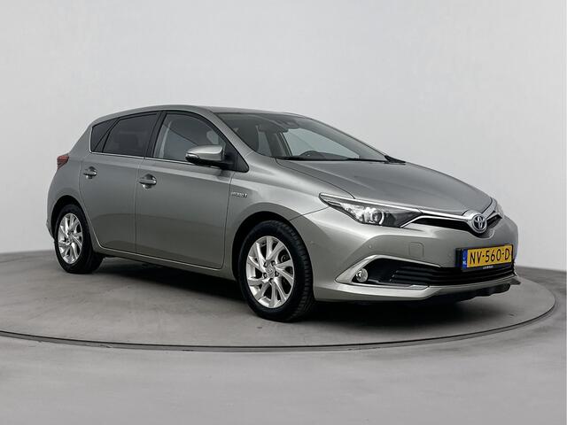 Toyota AURIS 1.8 Hybrid Executive Gereserveerd voor klant Marcel t/m 24-01