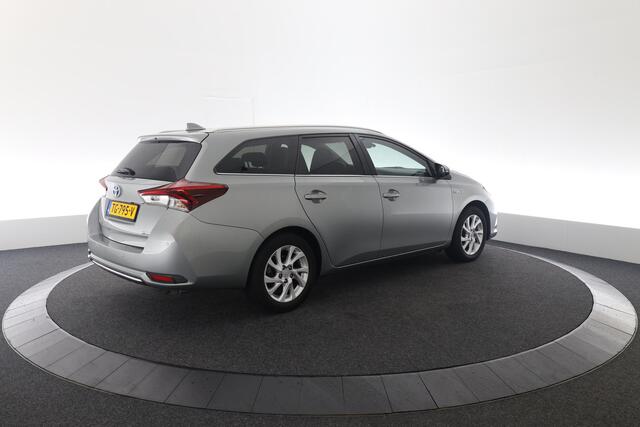 Toyota AURIS Touring Sports 1.8 Hybrid Executive | Stoelverwarming | Navi