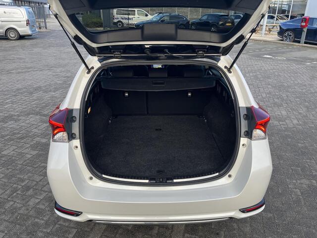 Toyota AURIS 1.8 Hybrid Black Edition | Navigatie | Achteruitrijcamera | Climate control