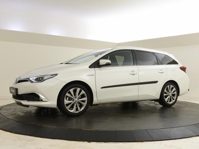 Toyota AURIS Touring Sports 1.8 Hybrid Freestyle | Leder | Stoelverwarming | PDC |