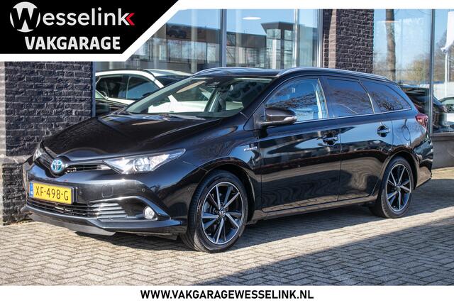 Toyota AURIS Touring Sports 1.8 Hybrid Dynamic Ultimate | Navigatie | Camera | Clima | Stoelverwarming |