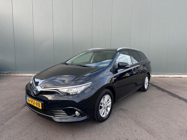 Toyota AURIS Touring Sports 1.8 Hybr. Now CAMERA | CRUISE CONTROL !