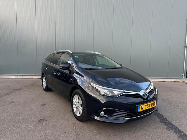 Toyota AURIS Touring Sports 1.8 Hybr. Now CAMERA | CRUISE CONTROL !
