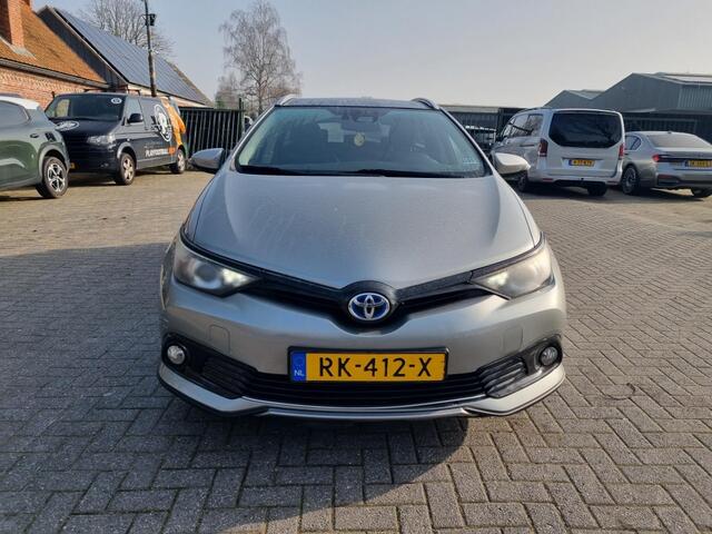 Toyota AURIS Touring Sports 1.8 Hybr. Freestyle Pano Navi