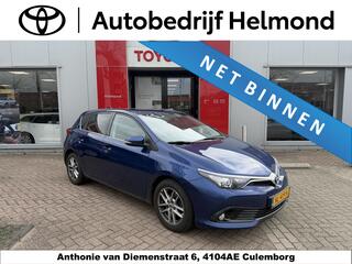 toyota-auris-1.2t-dynamic--dealer-