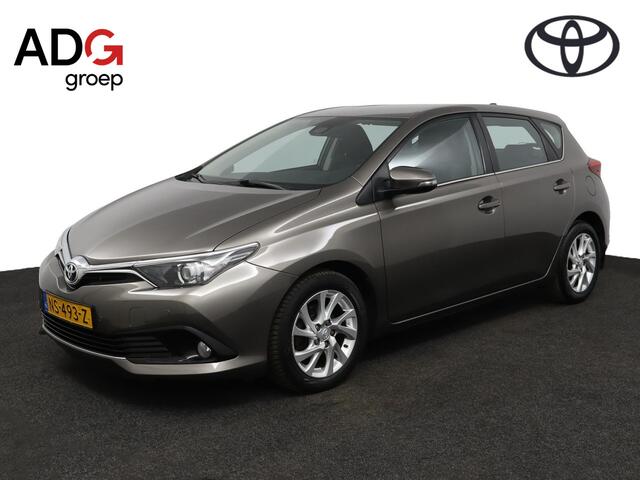 Toyota AURIS 1.2T Aspiration | Automaat | 1300 kg trekgewicht | Airco | Cruise Control | Achteruitrijcamera |