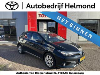 toyota-auris-1.8-hybrid-dynamic--d