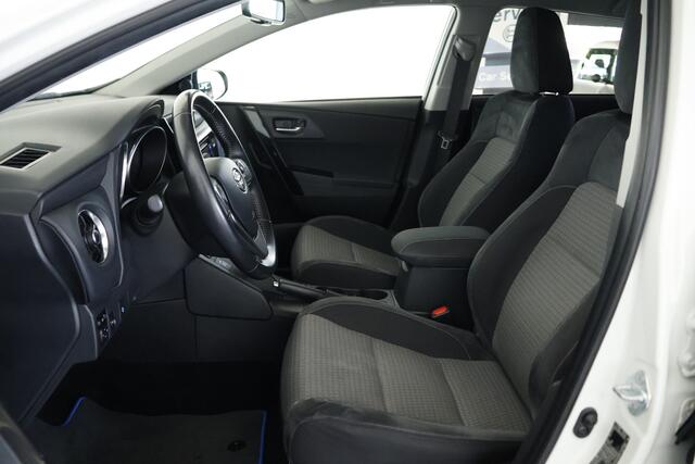 Toyota AURIS 1.8 Hybrid Dynamic / Navi / Camera / Cruisecontrol / Clima