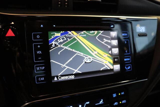 Toyota AURIS Touring Sports 1.2 Turbo Energy Plus, Trekhaak , Navi, Safety Sense, Parkeersensoren achter, Airco.