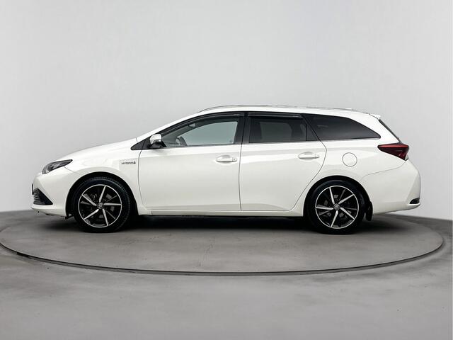 Toyota AURIS Touring Sports 1.8 Hybrid Dynamic Ultimate