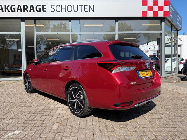 Toyota AURIS Touring Sports 1.8 Hybrid Dynamic Ultimate