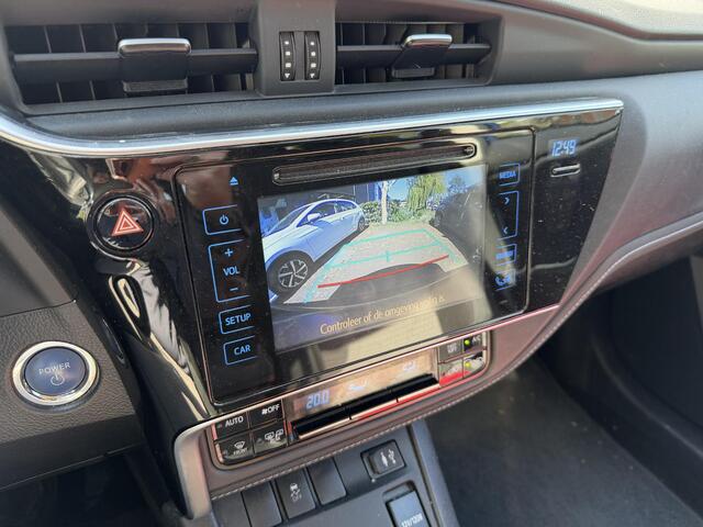 Toyota AURIS 1.8 Hybrid Business Plus | Comfort Access / Start | Cruise control | Achteruitrij Camera | Trekhaak |