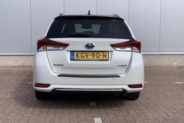 Toyota AURIS 1.8 Hybrid Executive