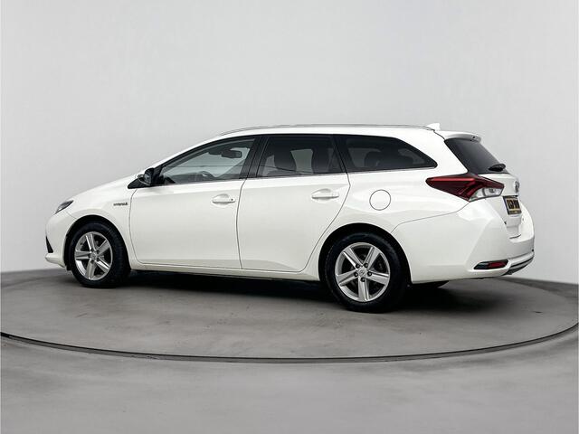 Toyota AURIS Touring Sports 1.8 Hybrid Dynamic Go