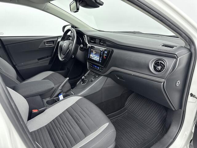Toyota AURIS Touring Sports 1.8 Hybrid Dynamic Go