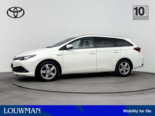 toyota-auris-touring-sports-1.8-hyb