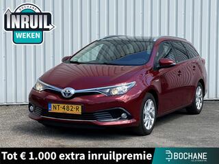 toyota-auris-touring-sports-1.8-hyb
