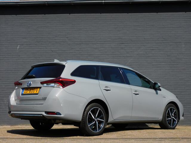 Toyota AURIS Touring Sports 1.8 Hybrid Dynamic Ultimate 1e EIGENAAR! DEALER ONDERHOUDEN! STOELVERW! CAMERA! BLUETOOTH! NAVI! CLIMA! CRUISE!