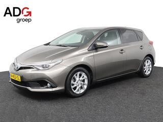 toyota-auris-1.8-hybrid-dynamic--t