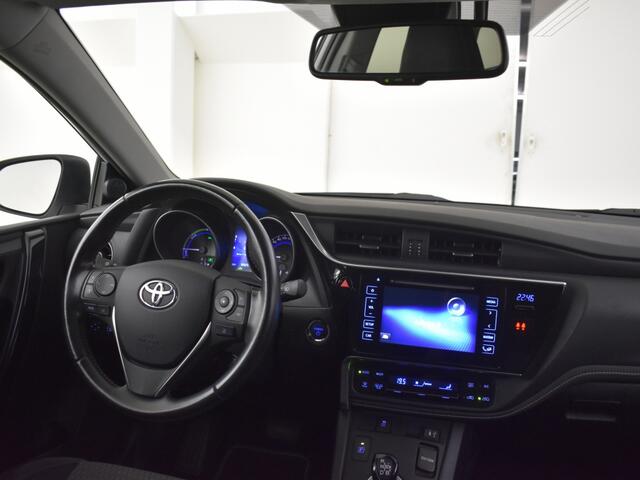 Toyota AURIS Touring Sports 1.8 Hybrid Black Edition | Navigatie | All Season | Keyless
