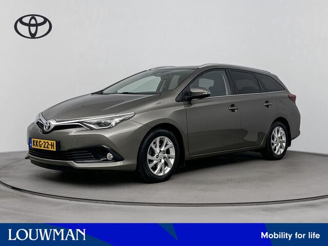Toyota AURIS Touring Sports 1.8 Hybrid Dynamic | Stoelverwarming | Navigatie | Onderweg-naar-dealer