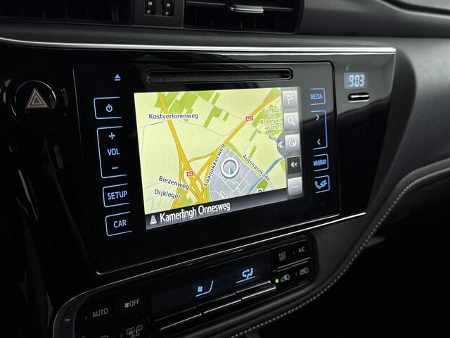 Toyota AURIS Touring Sports 1.8 Hybrid Black Edition | Navigatie | Climate control | Trekhaak | Achteruitrijcamera | Spiegels elektrisch verstel/inklapbaar |