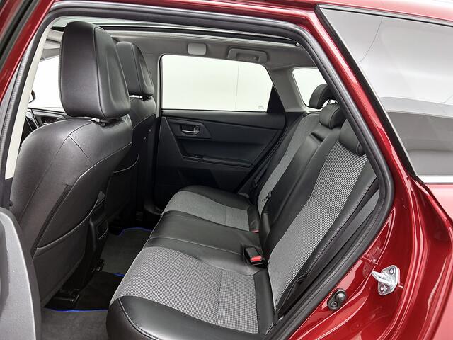 Toyota AURIS 1.8 Hybrid Executive | Panoramadak | Parkeersensoren |