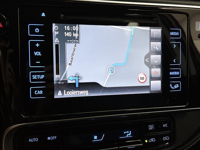 Toyota AURIS 1.8 Hybrid Dynamic | Navigatie | Climate Control | Cruise Control | Achteruitrijcamera | Bluetooth | Elektrisch inklapbaar/vestelbare buitenspiegels |