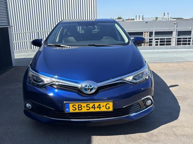 Toyota AURIS 1.8 Hybrid Executive Meeste luxe uitvoering / nieuwstaat / 1e eigenaar / dealer onderhouden