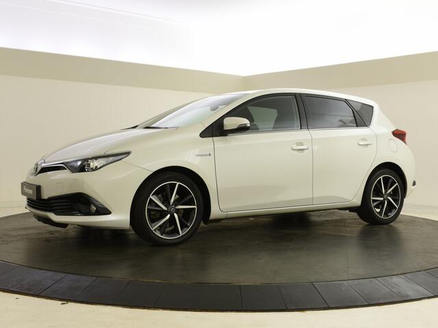 Toyota AURIS 1.8 Hybrid Dynamic | Navigatie | DAB | Allseasons