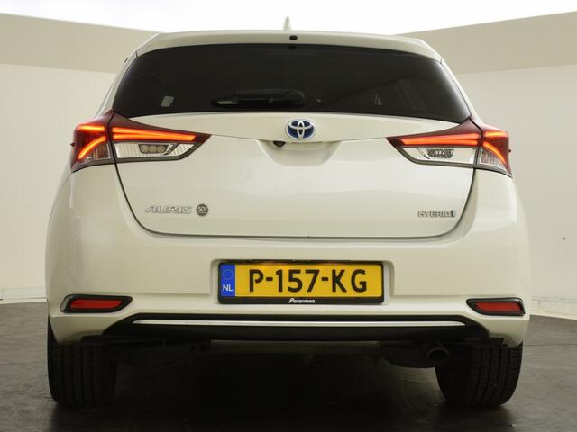 Toyota AURIS 1.8 Hybrid Dynamic | Navigatie | DAB | Allseasons