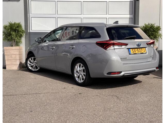 Toyota AURIS 1.8 Hybrid Dynamic Go / NAVI / CRUIS / AIRCO/ GARANTIE /