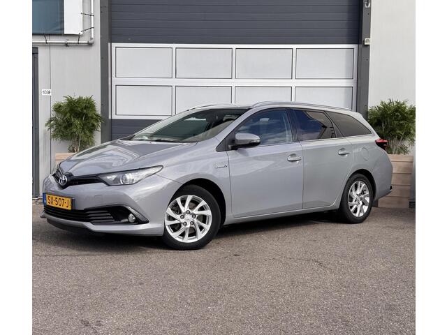 Toyota AURIS 1.8 Hybrid Dynamic Go / NAVI / CRUIS / AIRCO/ GARANTIE /