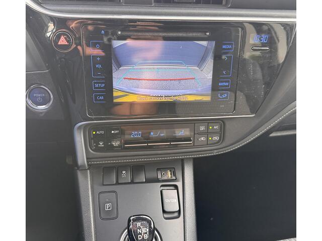Toyota AURIS 1.8 Hybrid Dynamic Go / NAVI / CRUIS / AIRCO/ GARANTIE /