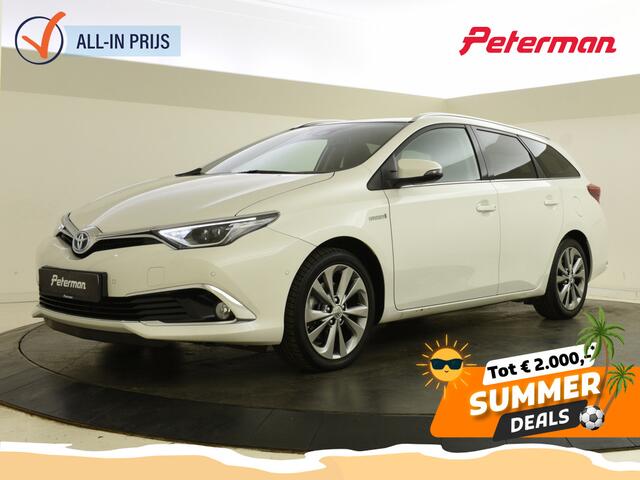 Toyota AURIS Touring Sports 1.8 Hybrid Executive | Trekhaak | PDC | Panoramadak |