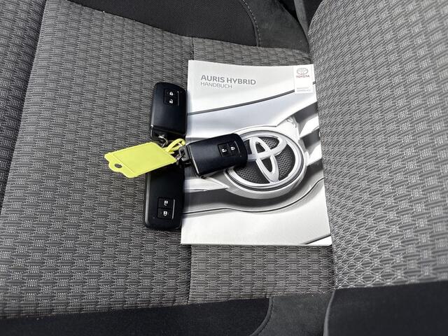 Toyota AURIS 1.8 Hybrid Business Plus
