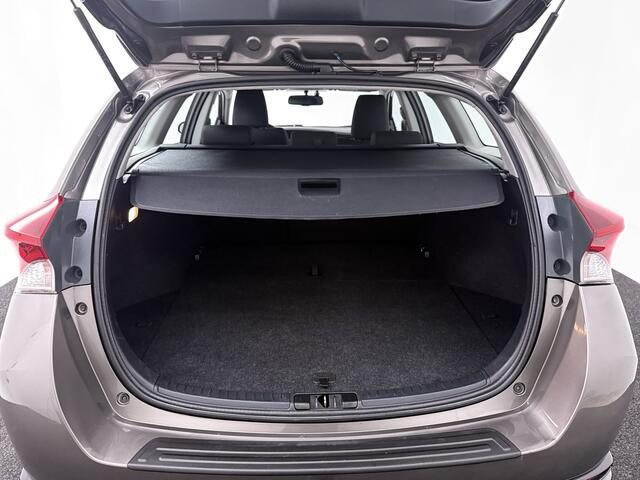 Toyota AURIS Touring Sports 1.2T Dynamic | 1300kg trekgewicht | Navigatie |