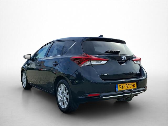 Toyota AURIS 1.8 Hybrid Dynamic Go | Navigatie | Camera | Trekhaak |