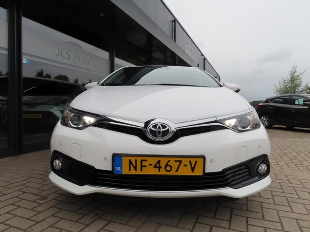 Toyota AURIS 1.2T Dynamic Ecc Cruise Led 2x Pdc Trekhaak 2017